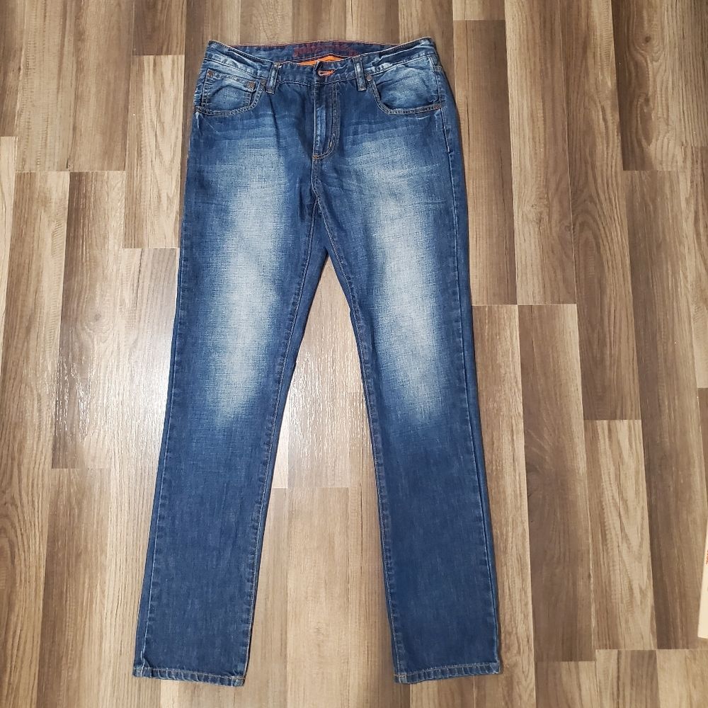 Johnnie B (Boden teen) straight mid rise medium wash size 32R